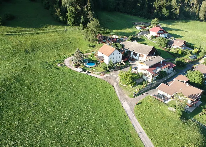 Tauernzwerg Am Bauernhof Apartament *